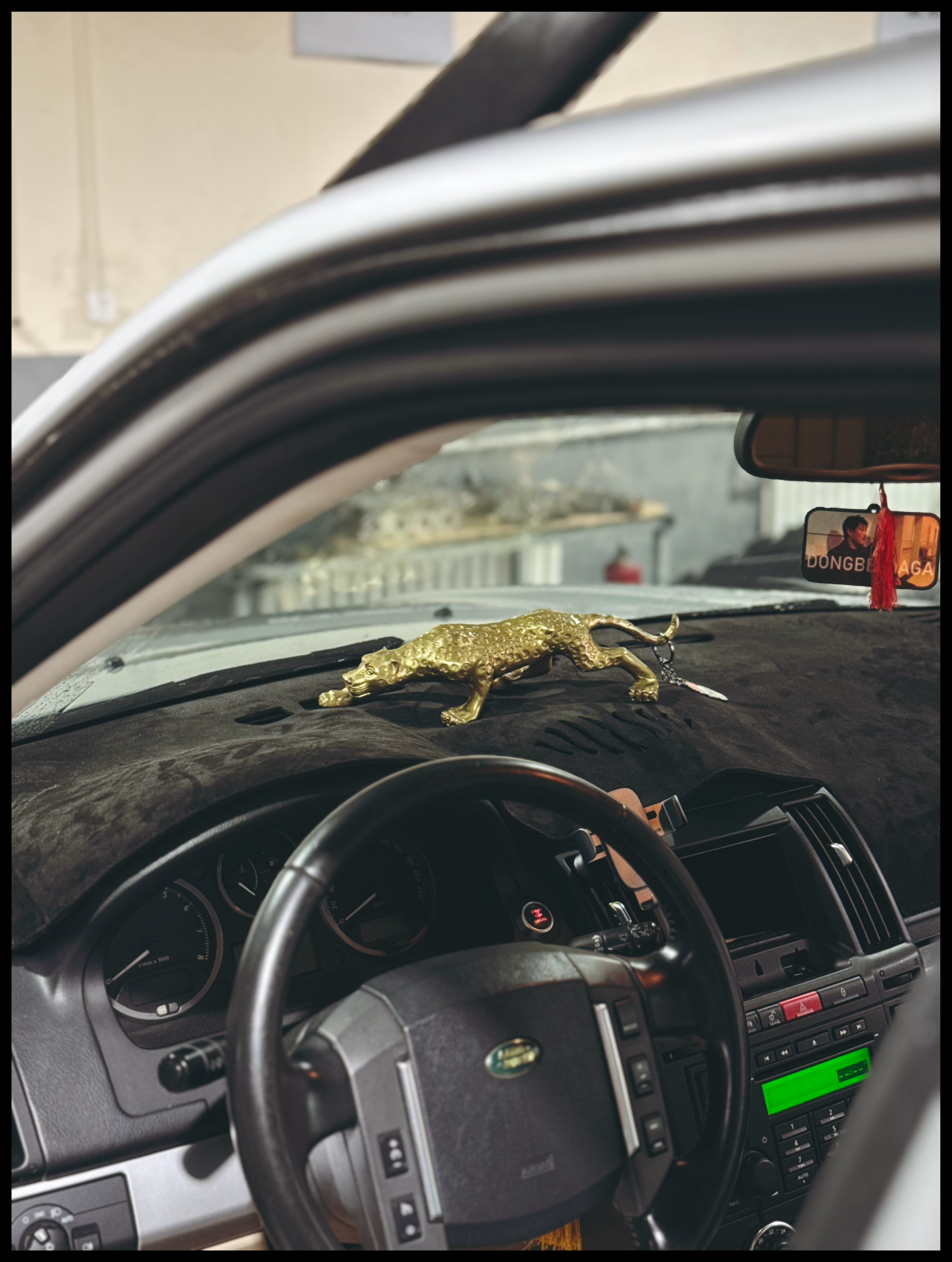 这玩意能辟啥？一个急刹车，碰撞啥的，返回来，脑袋直接劈裂🥴 ​​​