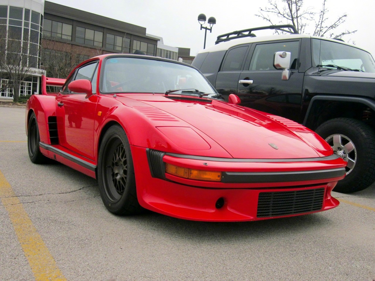 红色保时捷Porsche RUF RSR 935 ​​​
