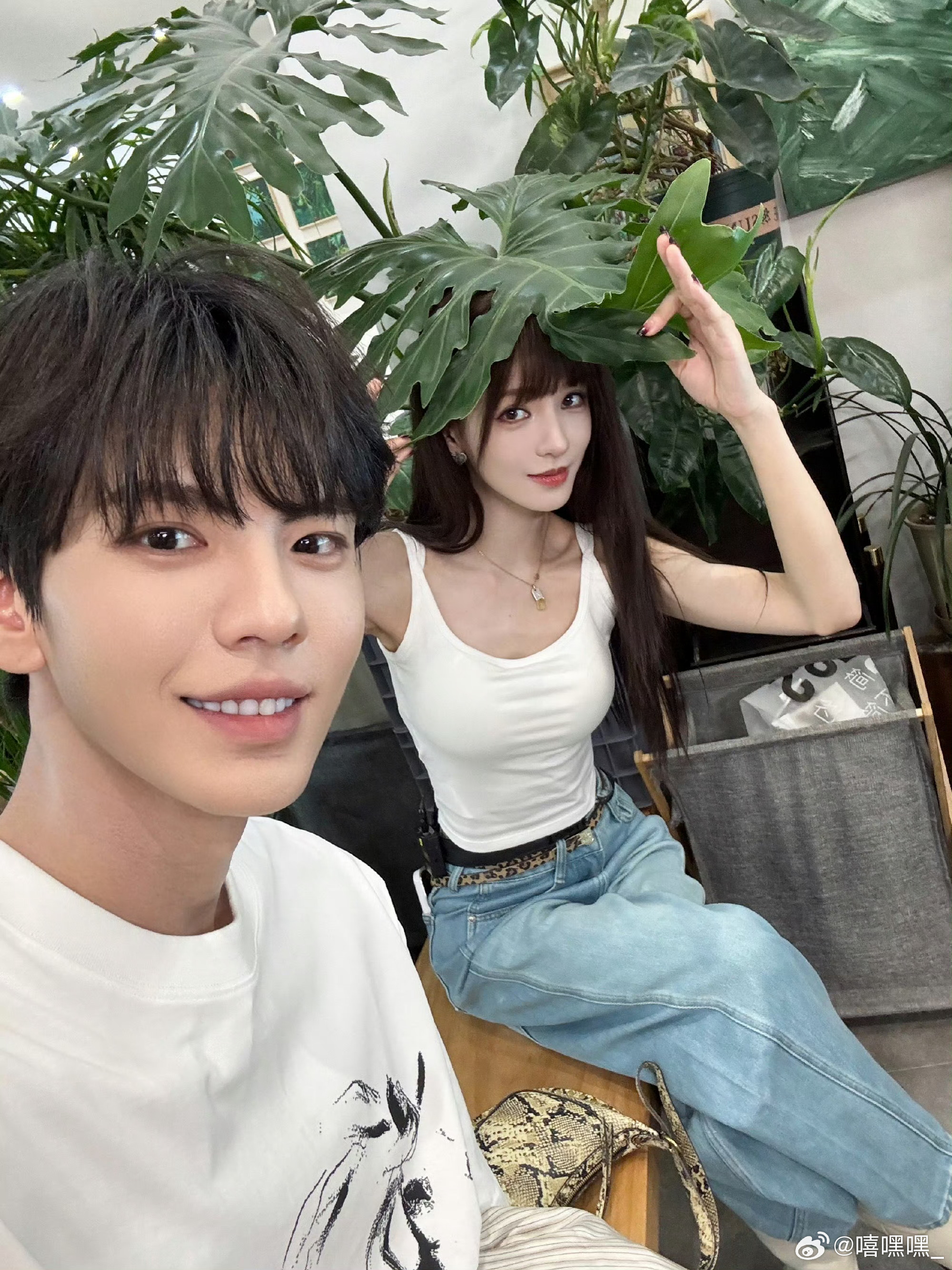 站姐愚人节团建预告带无予伦毕玩玩🙉 