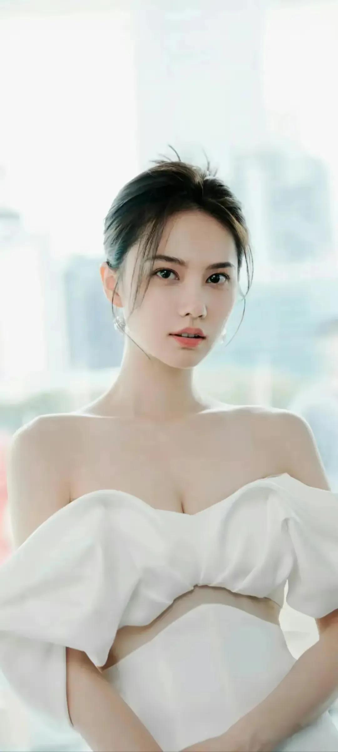 #惊艳女神# #女明星谁最美# #明星美图# #姜珮瑶#