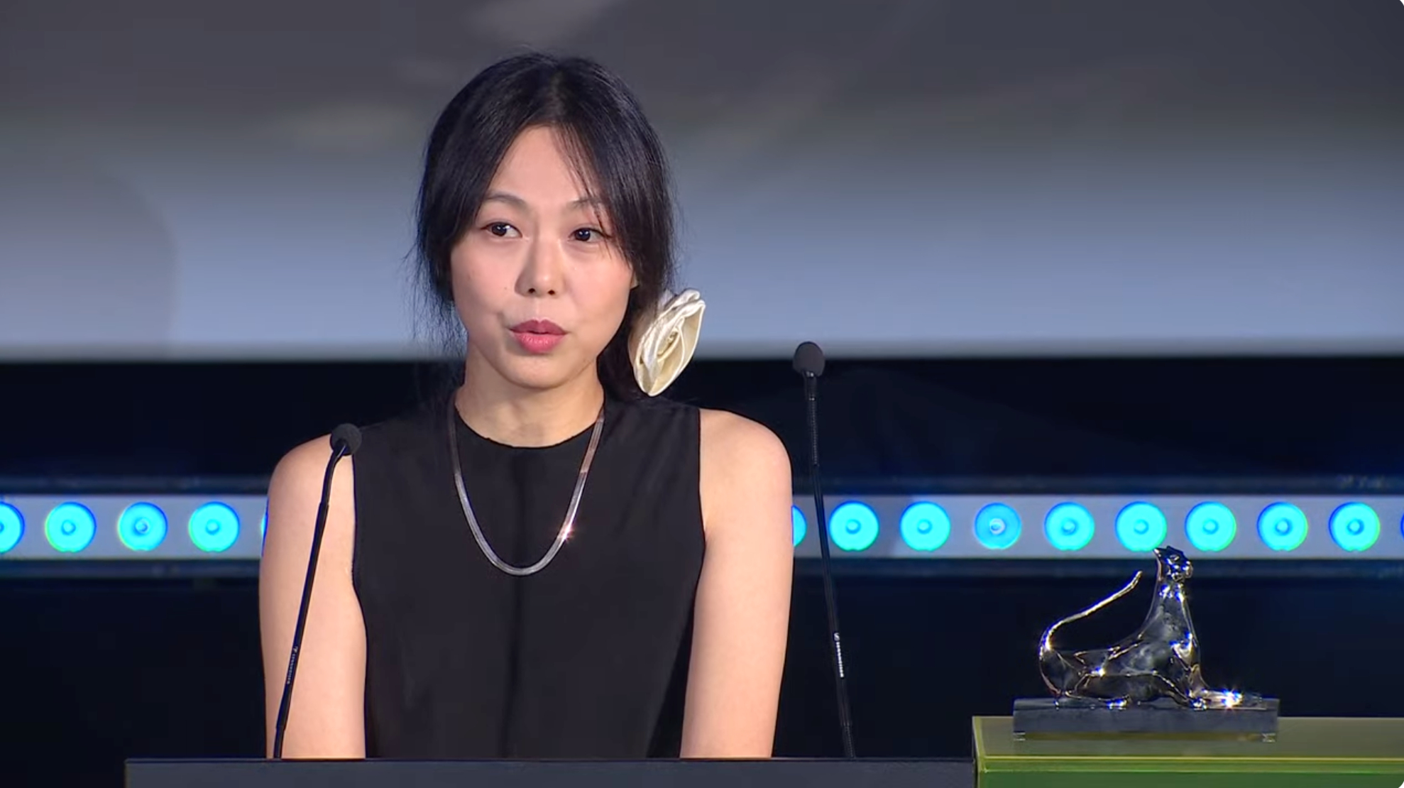金敏喜 又拿奖啦！凭借新片《无处安放我的双眼》，二封洛迦诺电影节 影后！ 