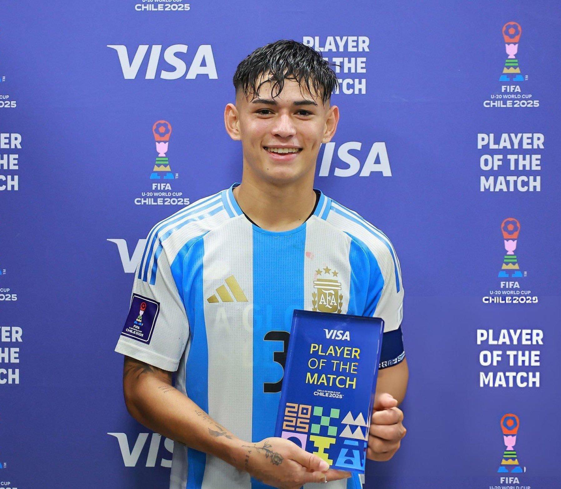 阿根廷球员转会消息 伯恩茅斯左后卫胡利奥·索莱尔即将租借加盟荷兰阿贾克斯。 