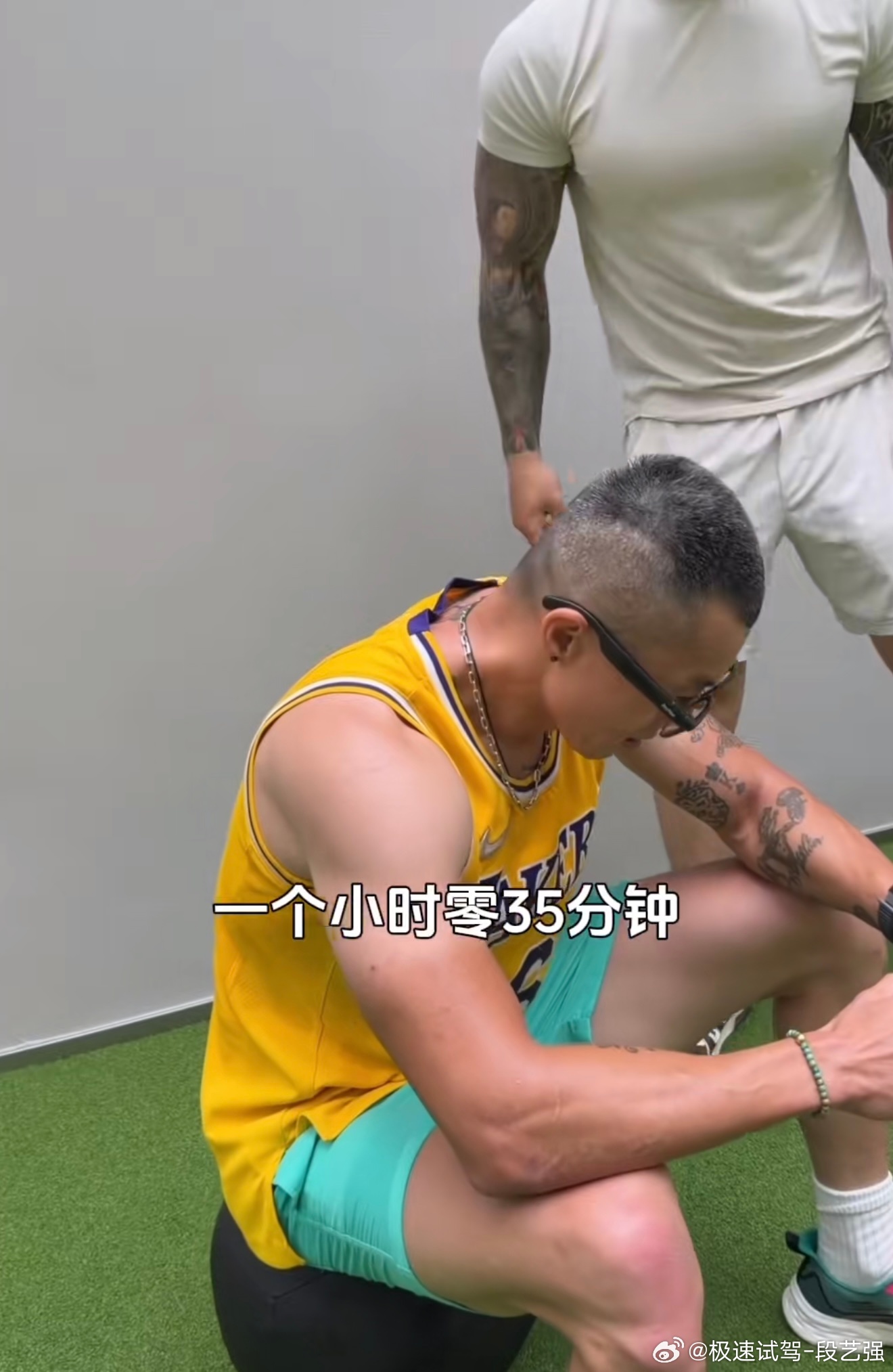 陈震 HYROX 1小时35分钟 ，第一次玩，这成绩强得离谱