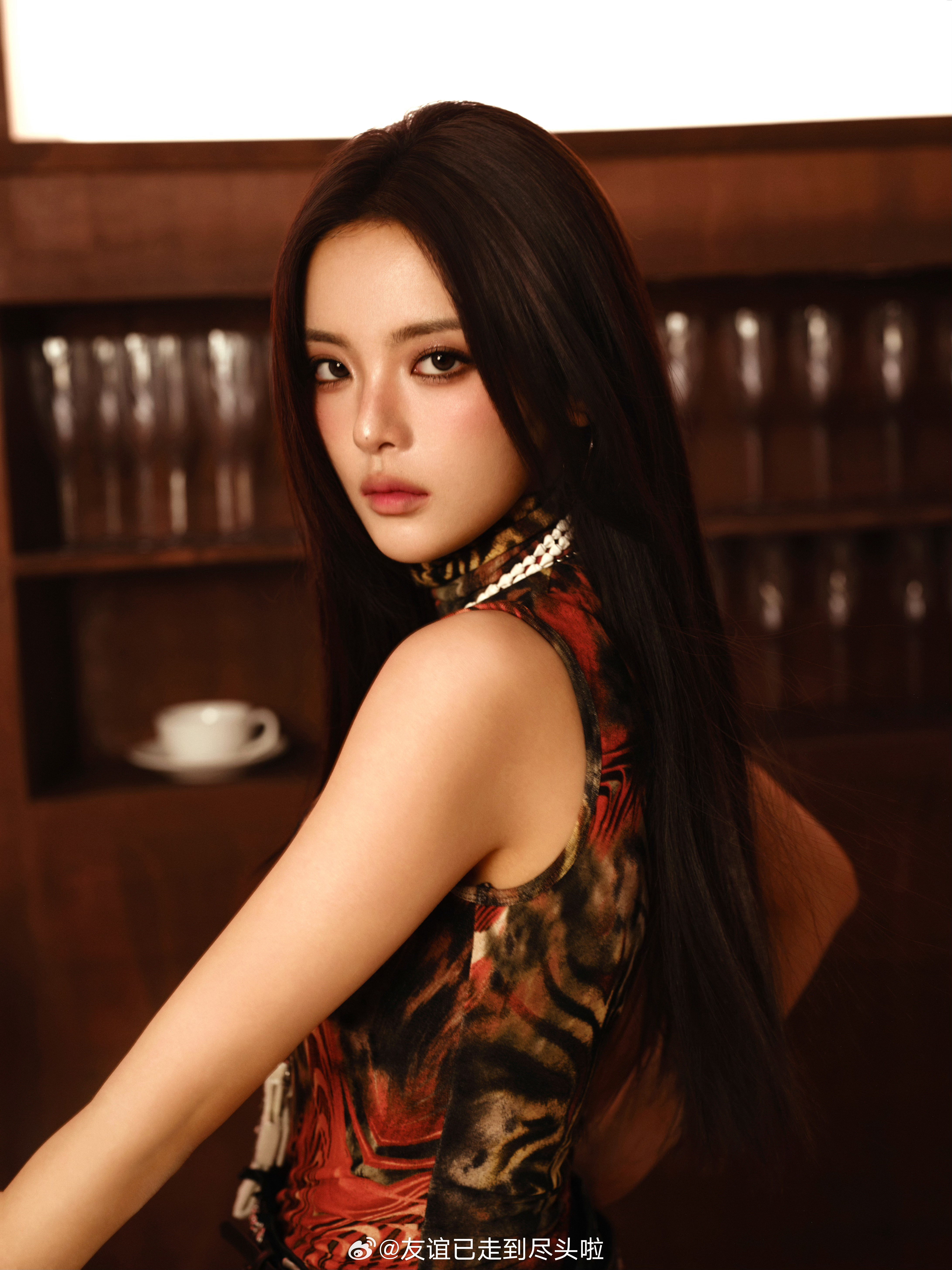 🍉：杨超越《十日终焉》，饰演女主余念安 