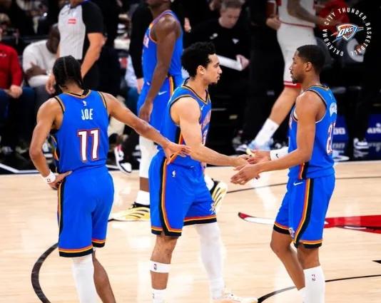 仔仔细细看了活塞最近这几场球，真心搞不懂，很奇怪活塞到底如何打到联盟第一的。
说