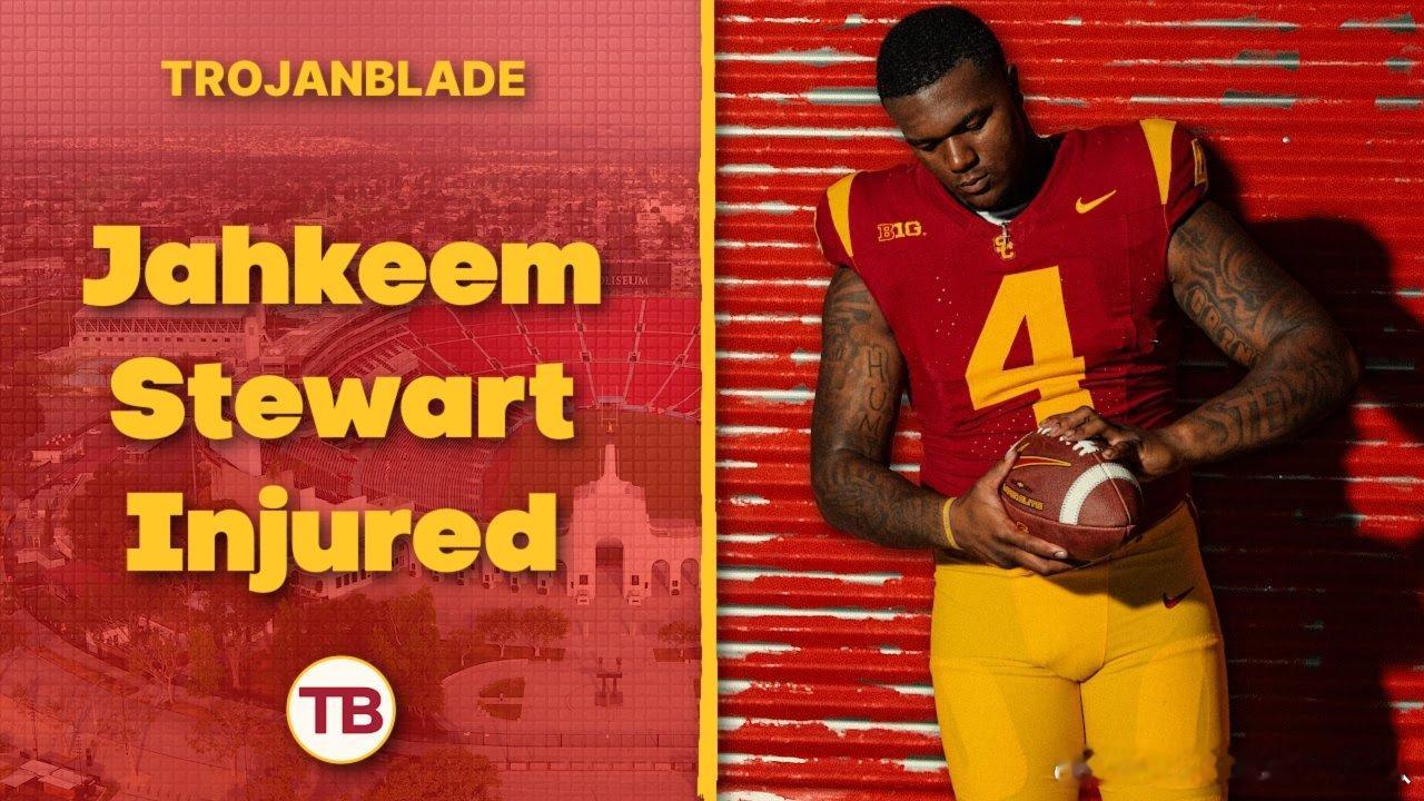 USC橄榄球的主力防守截锋Jahkeem Stewart今天在校园Salute 