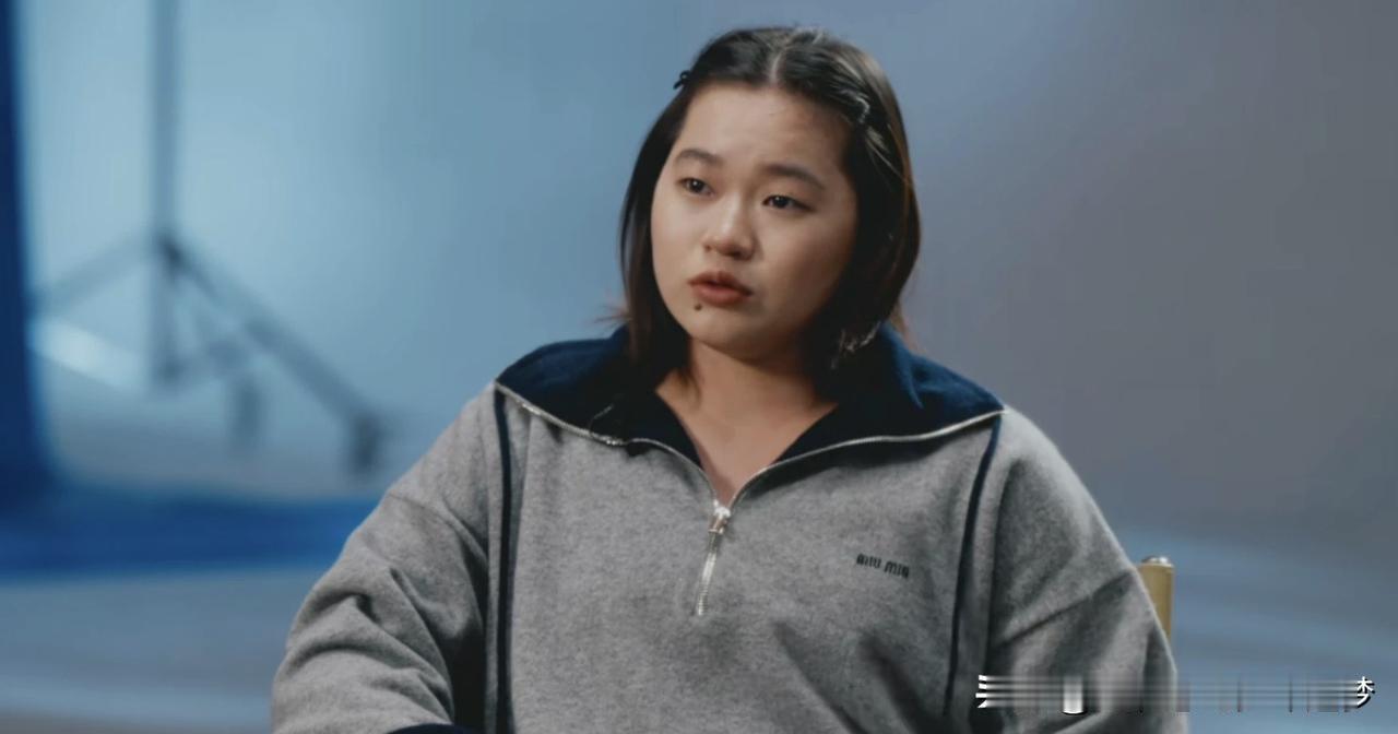 全红婵全红婵陷入“体重焦虑”，面对发育关选择“一天只吃一顿饭”。近日，全红婵在接