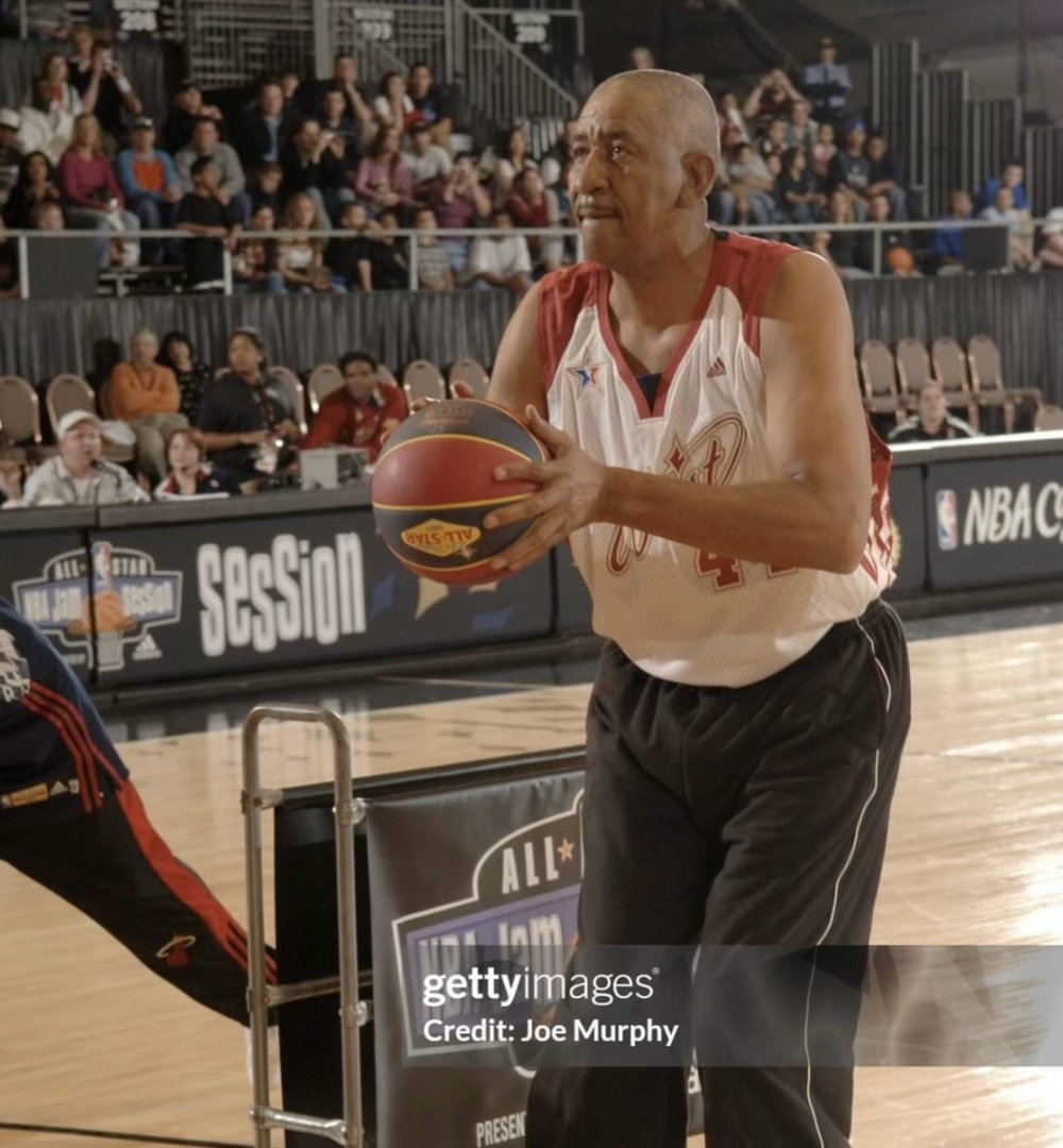 篮天下 世界上只有一个冰人！Images via believerofbucke