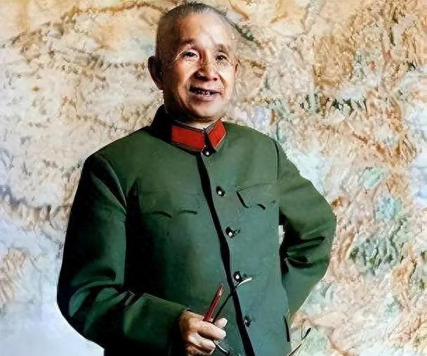 粟裕大将夫人的美丽究竟如何？看看1952年她29岁时的留影，展现出不凡气质！
1