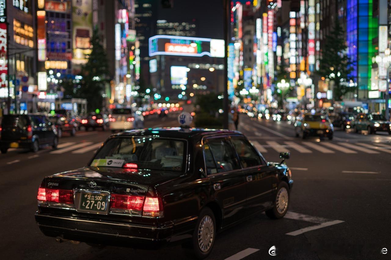 期权日记 周三上海降温。行情在周一情绪被消化后，场内并无多大向上合力。但这不影响