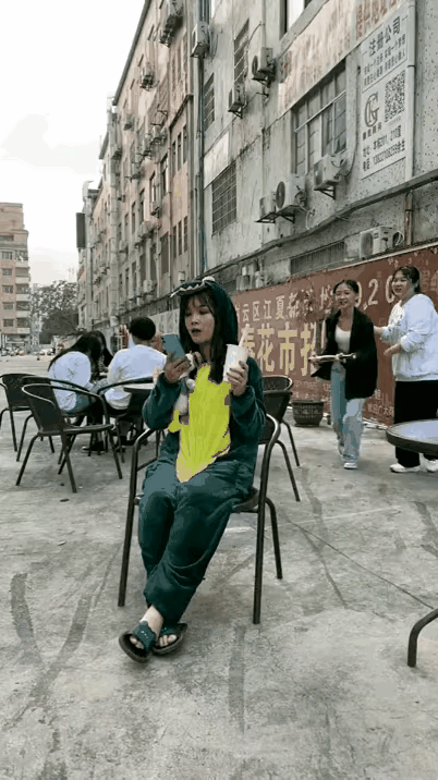 开玩笑不能太出格呀😒