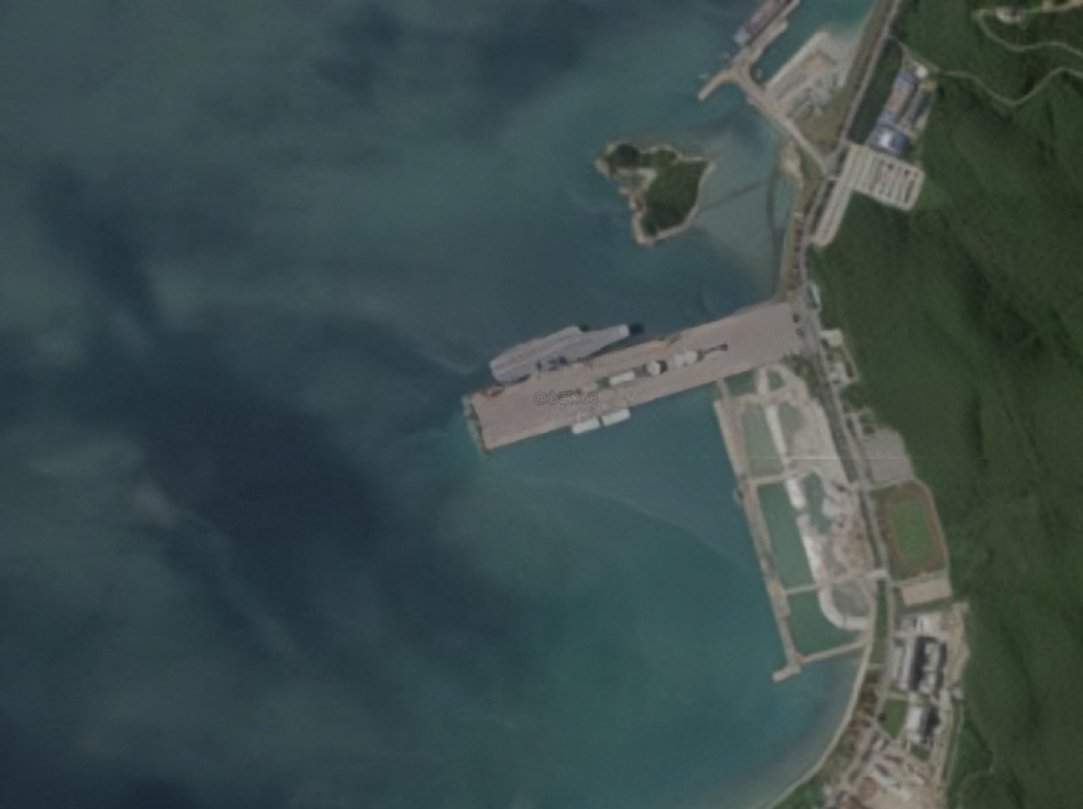 10月9日的卫星影像显示，“福建”舰再度离港。海事局今天发布了航行警告，10月1