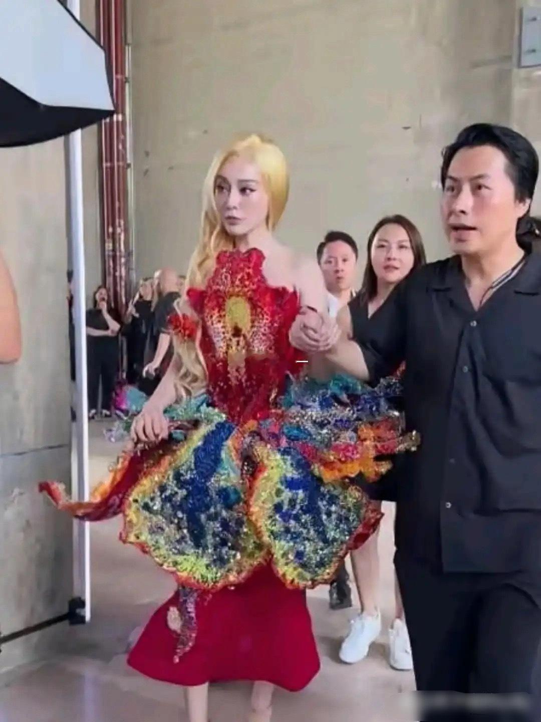 女神是真的见老了 