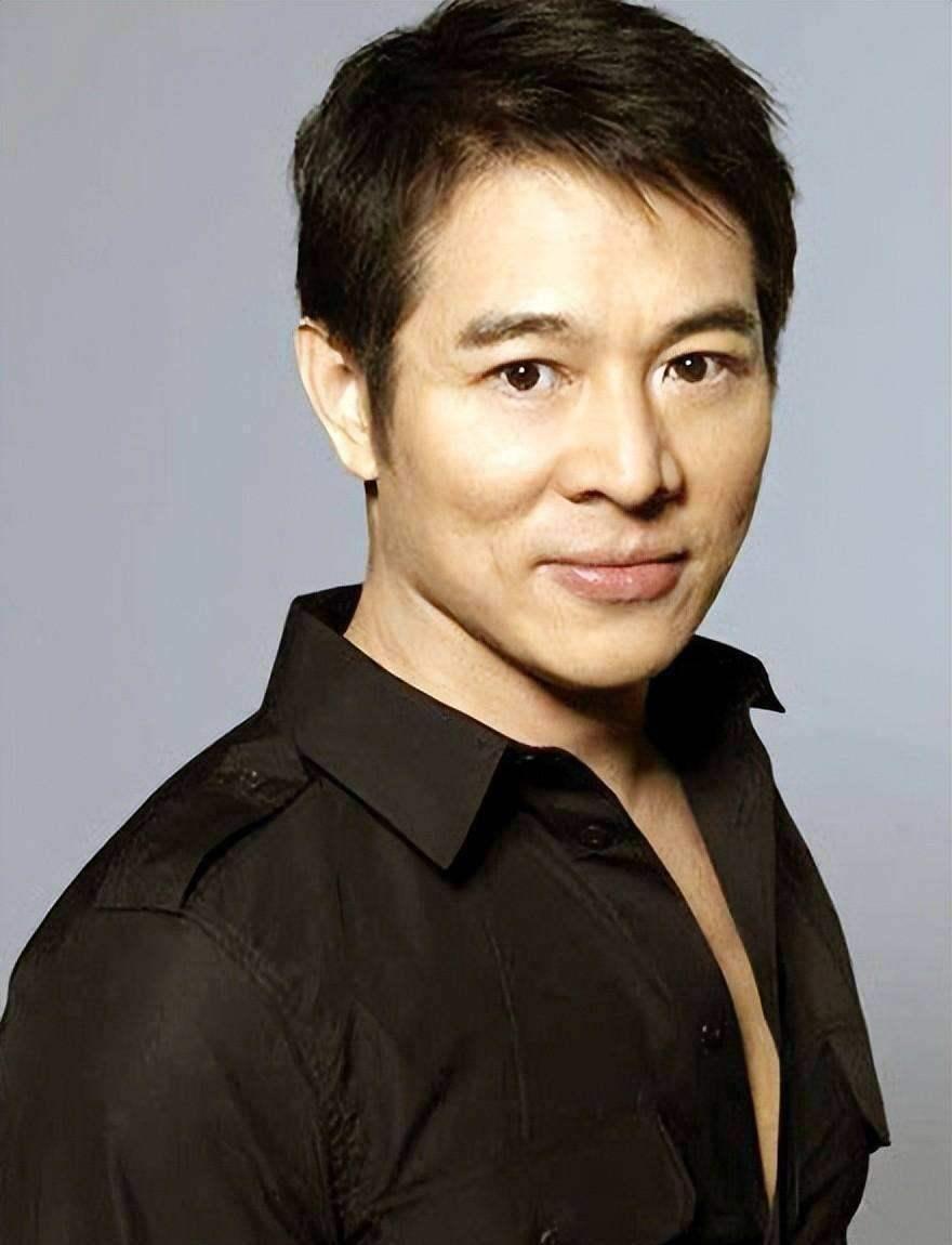 吓一跳！李连杰追悼会都开完了？本人一句话笑翻全网
 最近刷到个离谱的瓜，说李连杰