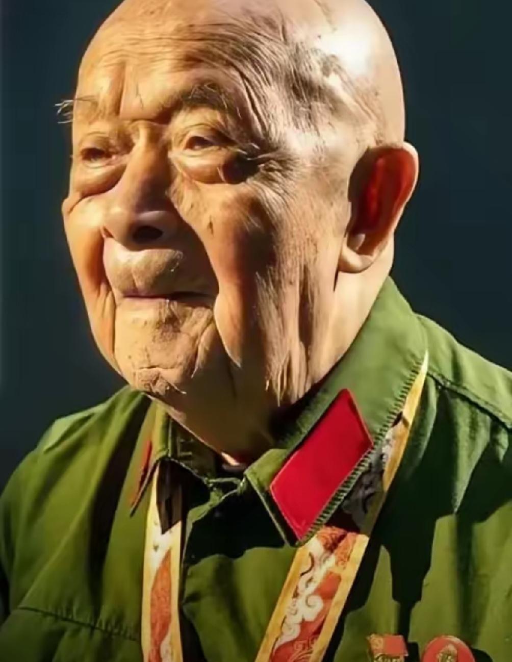 抗美援朝时，蒋诚一人歼敌400余人，立下汗马功劳，复员时，却因工作人员写错一字，