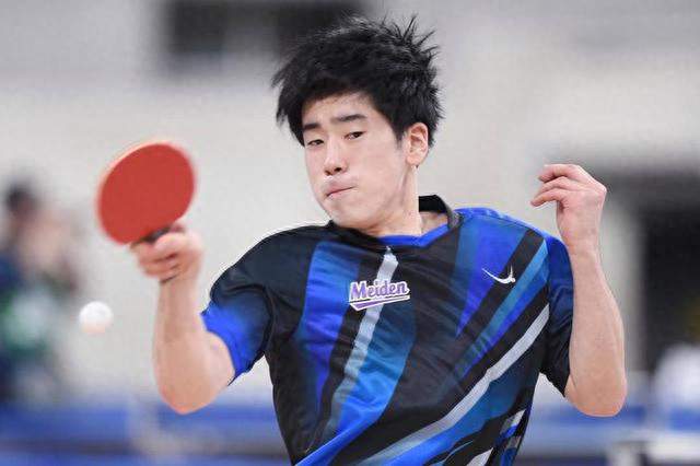 日乒男单四连败！亚运冠军握5赛点被翻盘，只剩张本松岛撑门面
