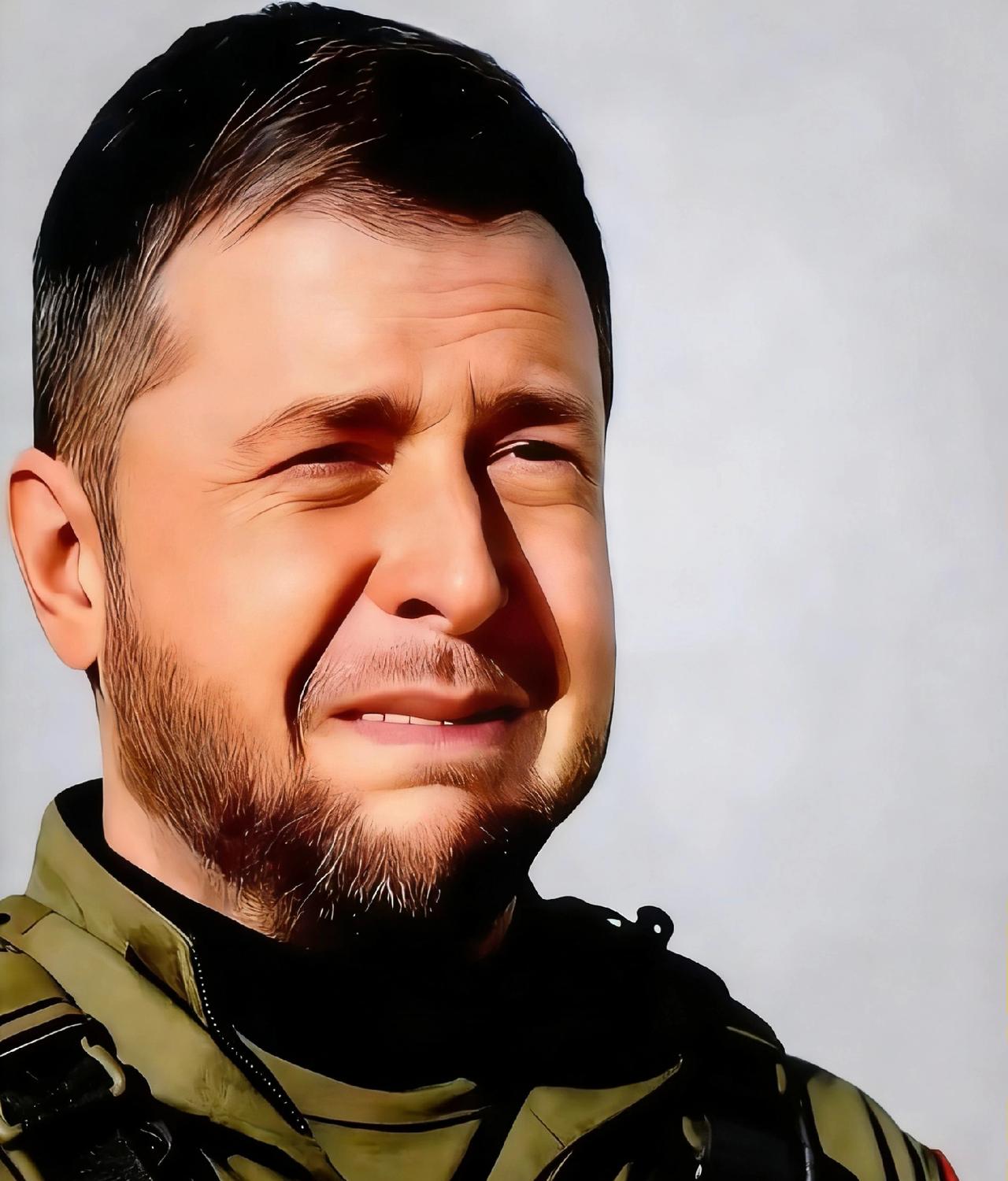 这一回，泽连斯基是真的扛不住了。

12月21日，跟挪威那边通完电话，口风突然变