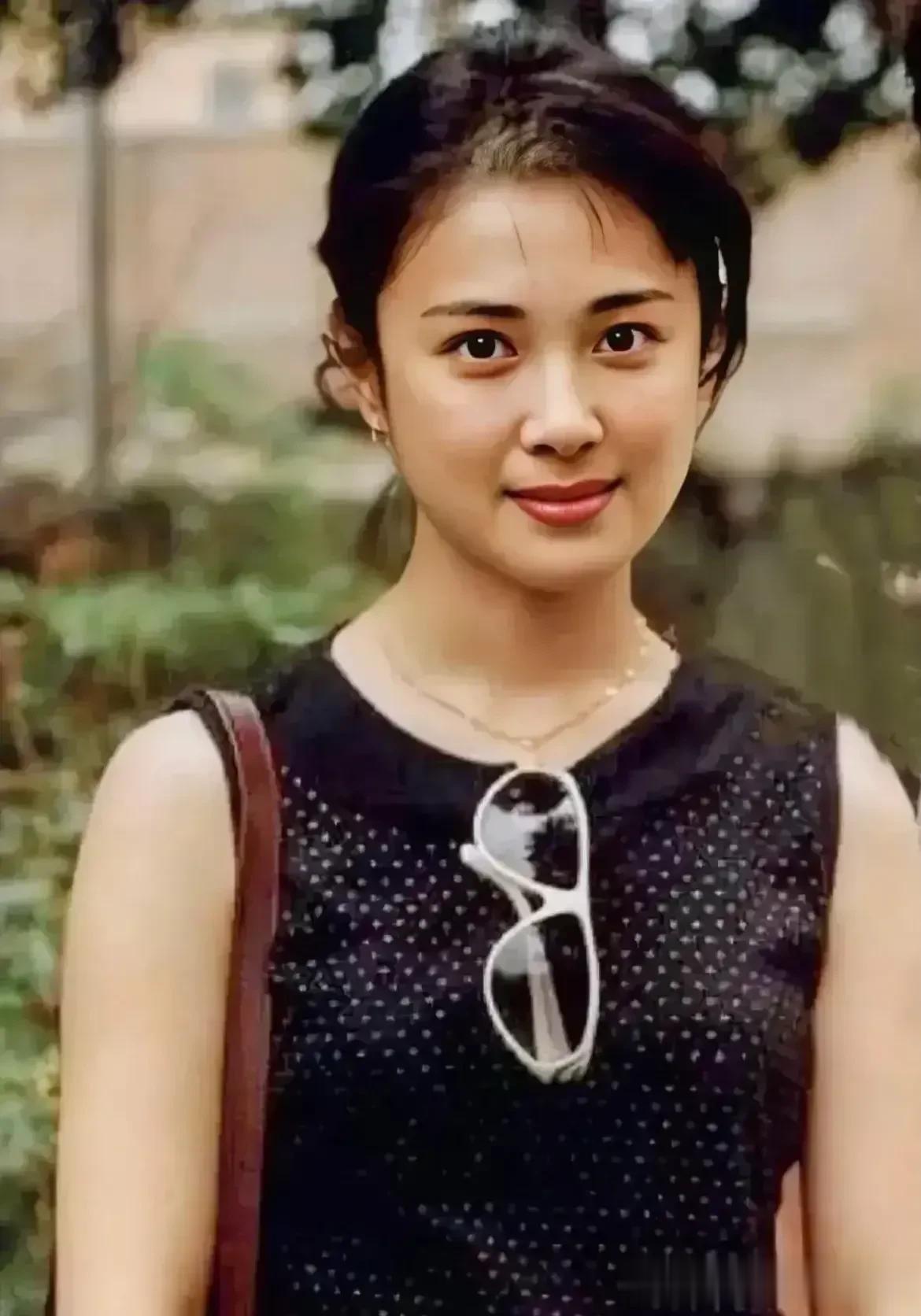 太可惜了！她曾被称为内地第一美女，但这么优雅的美女却出现闪失，想弥补，已经于事无