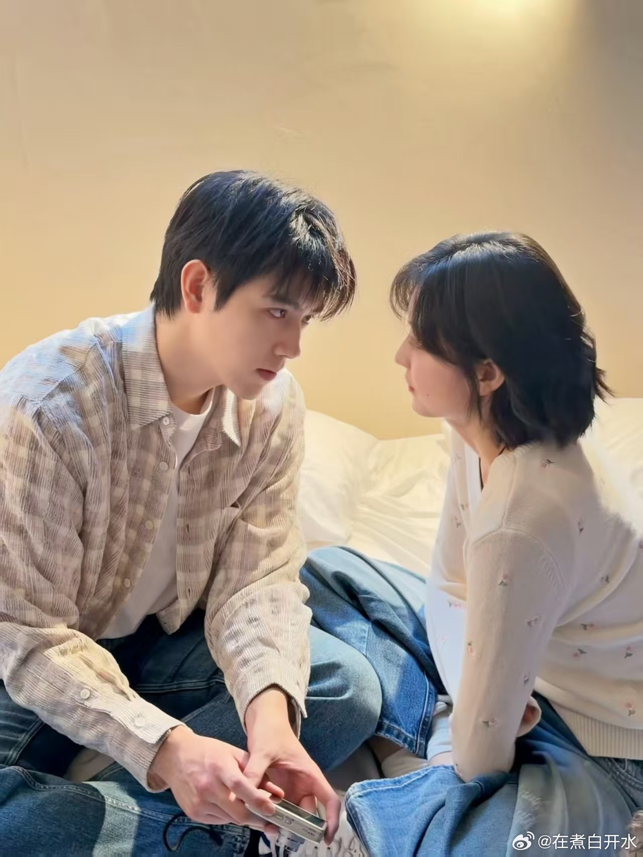 纯真年代的爱情热度破28000谁懂啊，《纯真年代的爱情》真的很稳。开播八天就破2