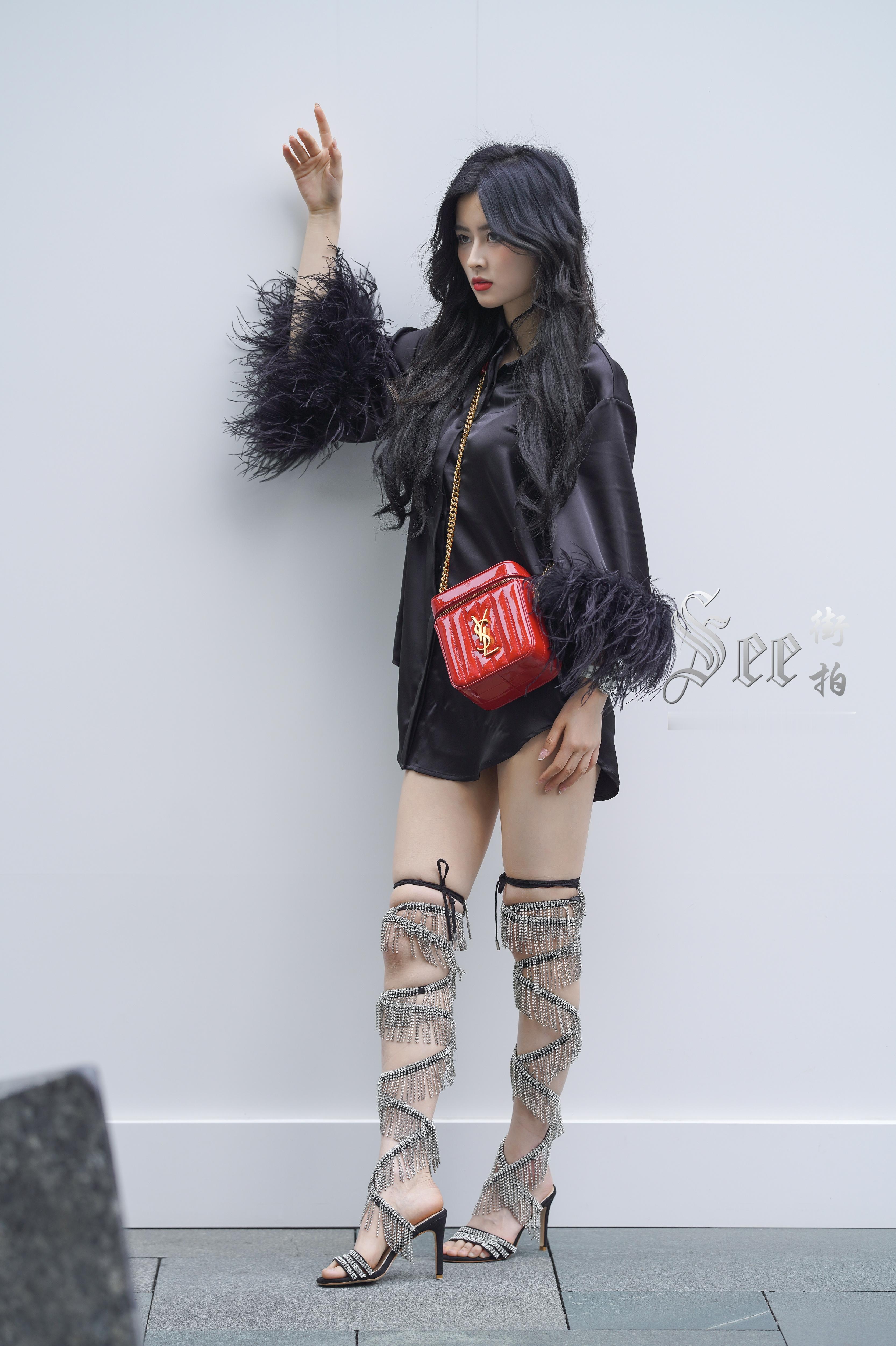 时尚百变的长衬衫搭配~~ 