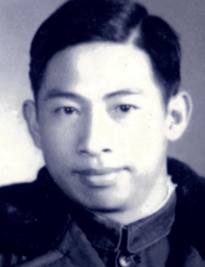 1956年，中南大学学生王明健在毕业前一天，突然被两名没有任何军衔与职务的神秘军