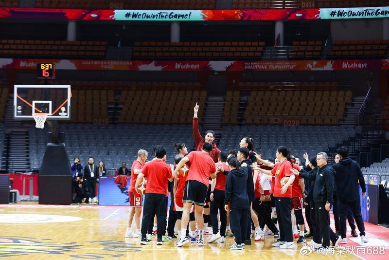 世界杯“抢票战”在即 中国女篮期待展现新面貌------对于即将开始的2026年