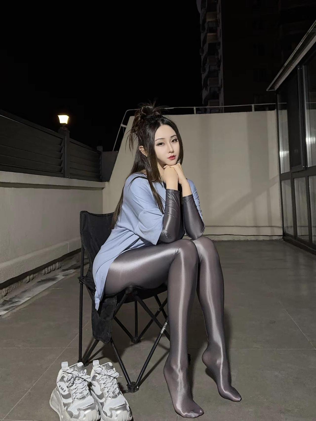 瑜伽穿搭。瑜伽服 健身穿搭 健身服