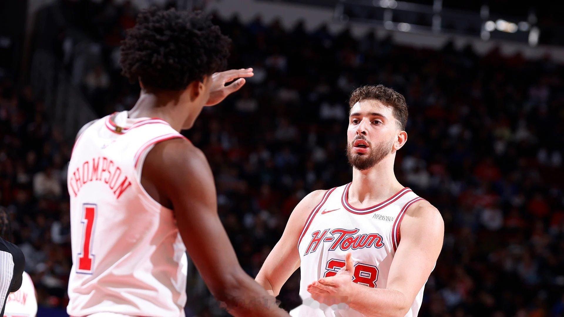 Bradeaux：“火箭这支年轻的核心阵容不应该需要依靠杜兰特来击败阵容不整的球