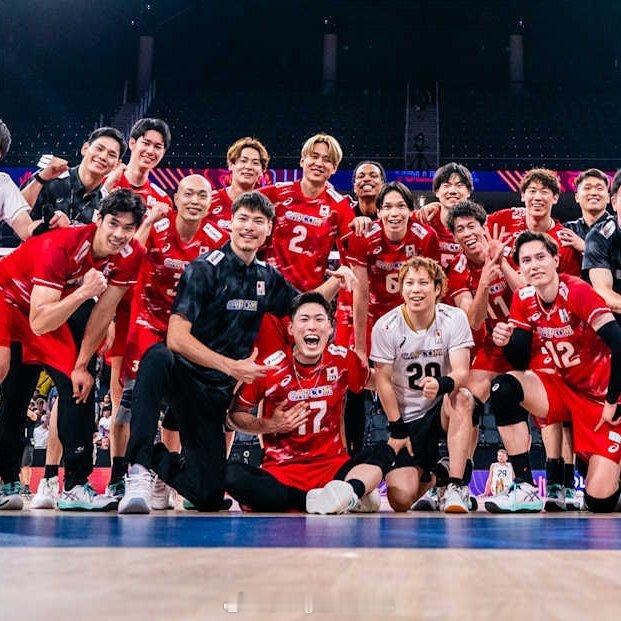 日本连续打了4场决胜局（ tiebreak ），并且全部获胜🇮🇷 伊朗 12