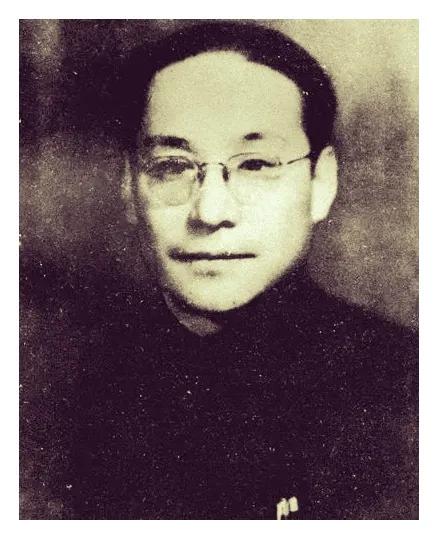 “谍王”潘汉年的沉浮人生，会引发我们哪些思考？


潘汉年，是中共谍报战线的拓荒