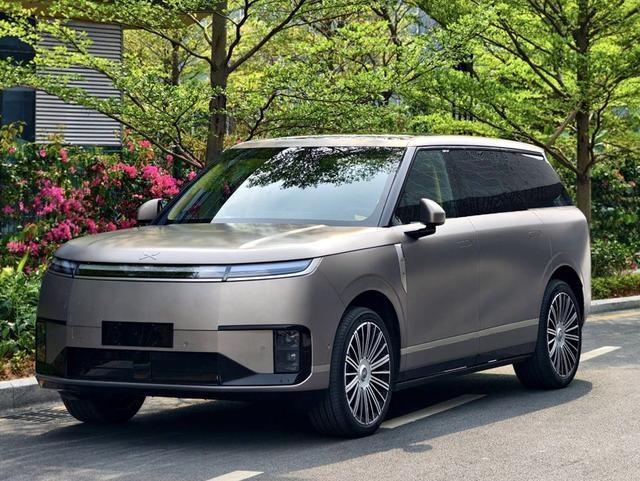 懂车之道快讯，小鹏GX实车曝光。