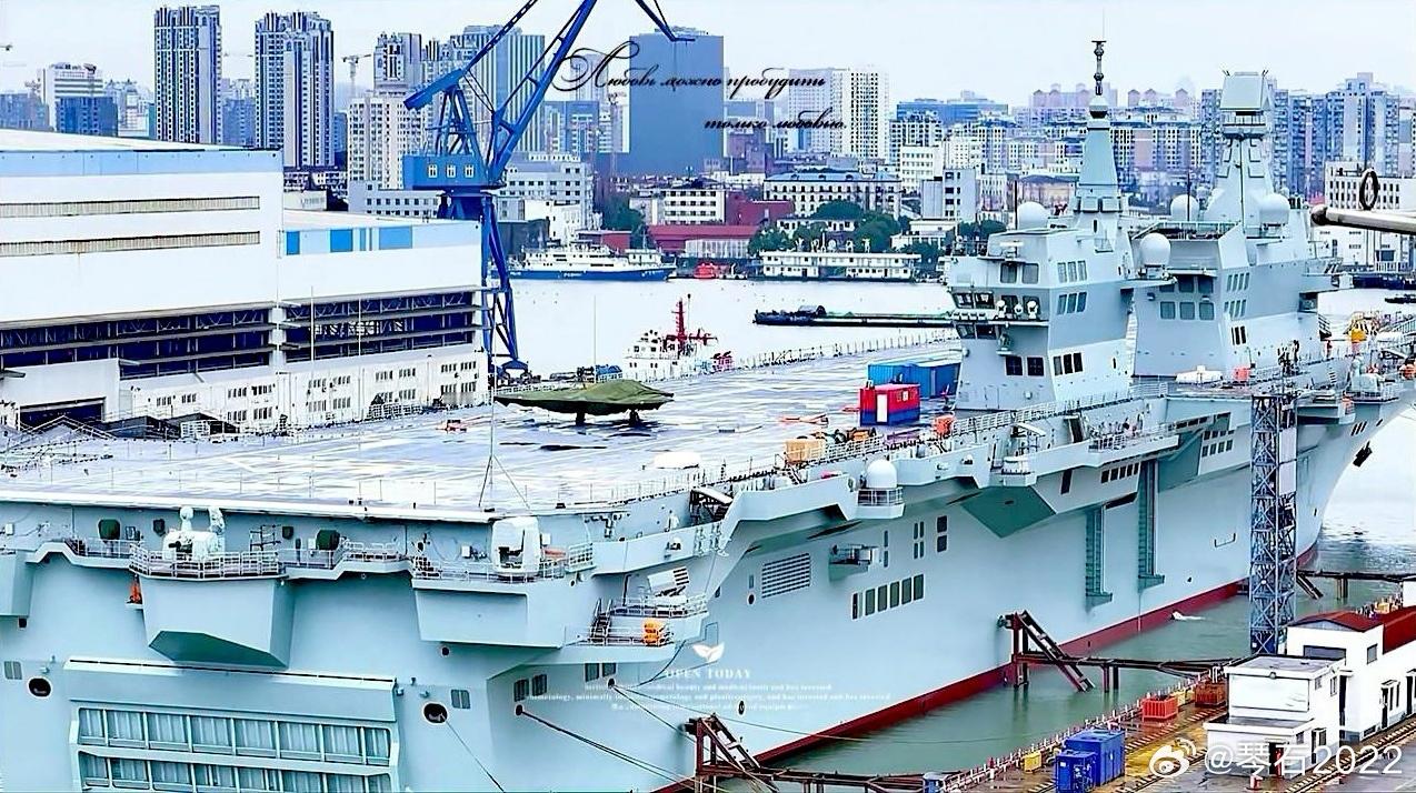 GJ21076离第一艘无人机航母又进了一步！图源见水印中国海军076我军无人作战