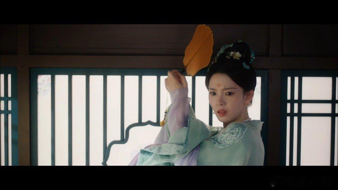 #陈瑶古子成剧本拿反了吧# 看了《颜心记》，真的觉得陈瑶和古子成的角色设定好有趣