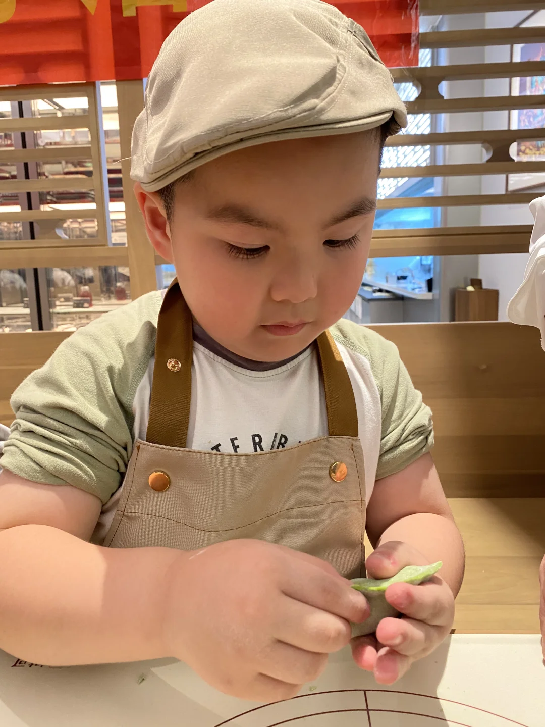 嘿，小小面点师~