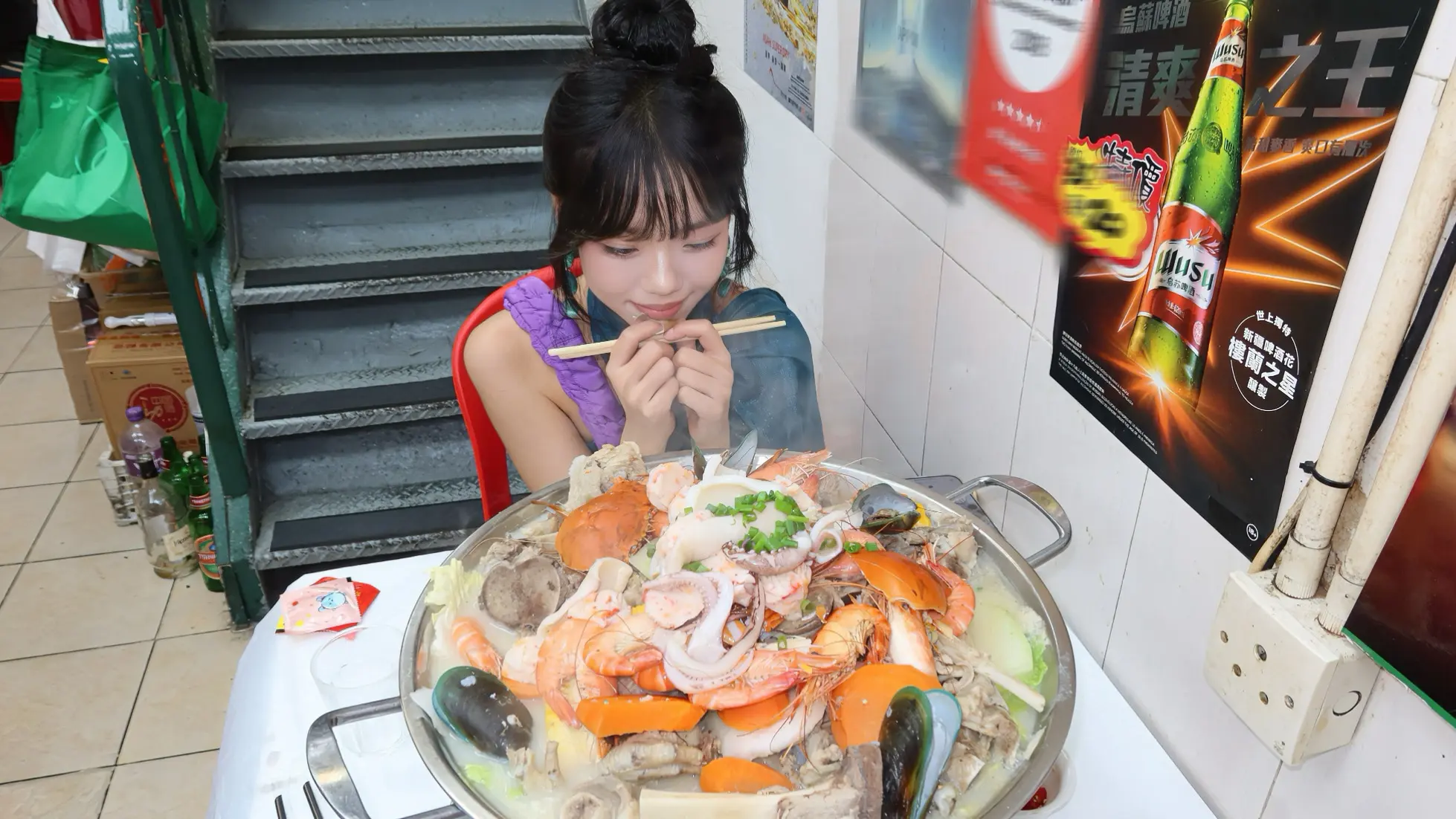 生活会奖励每一个大口吃饭的人！幸福有时候不说话 却在平淡中生根发芽 生...