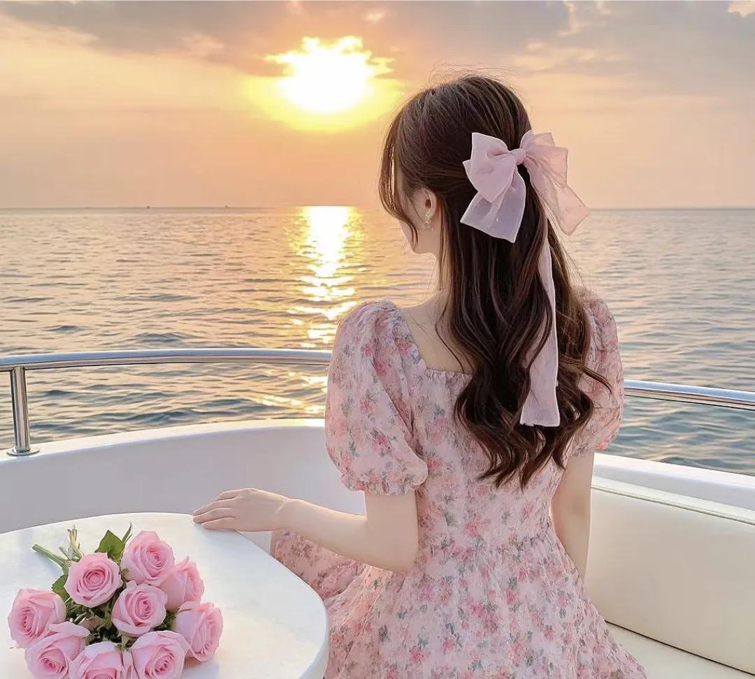 你会用哪一句话来激励自己坚强 我会用“人的一生短短几万天，无论我们走在哪一程，只