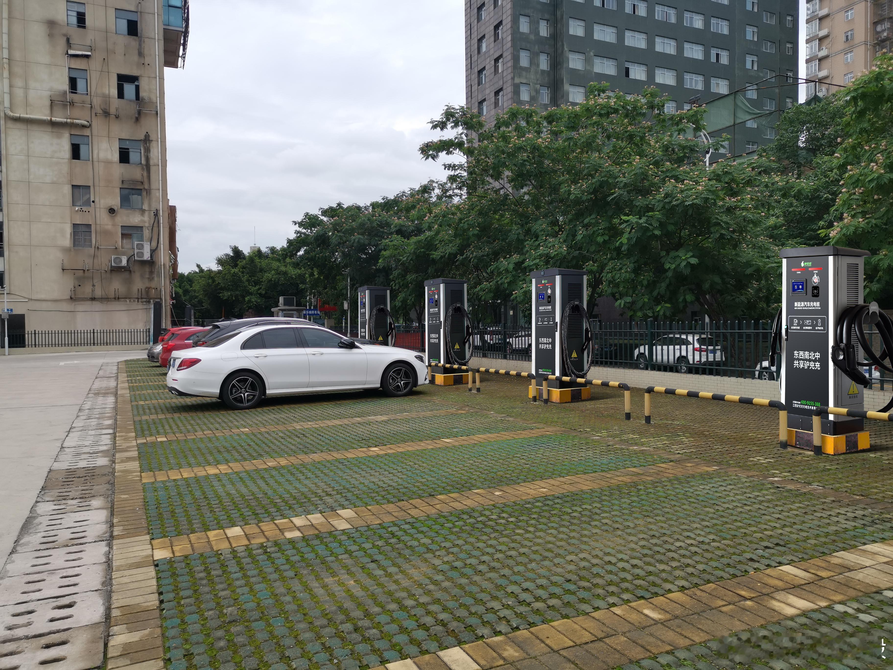 江西驴充充：以创新科技引领智能充电未来！在新能源汽车爆发式增长的今天，充电技术的