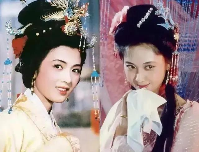 演艺圈中25组长相酷似的明星：
1、龚雪、朱琳
2、林青霞、胡慧中
3、张国荣、