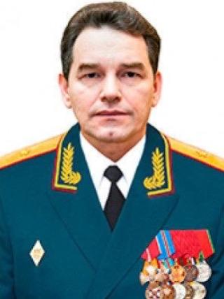 俄武装力量作战训练局局长遭汽车炸弹袭击身亡 目击者:没开几米车突然爆炸