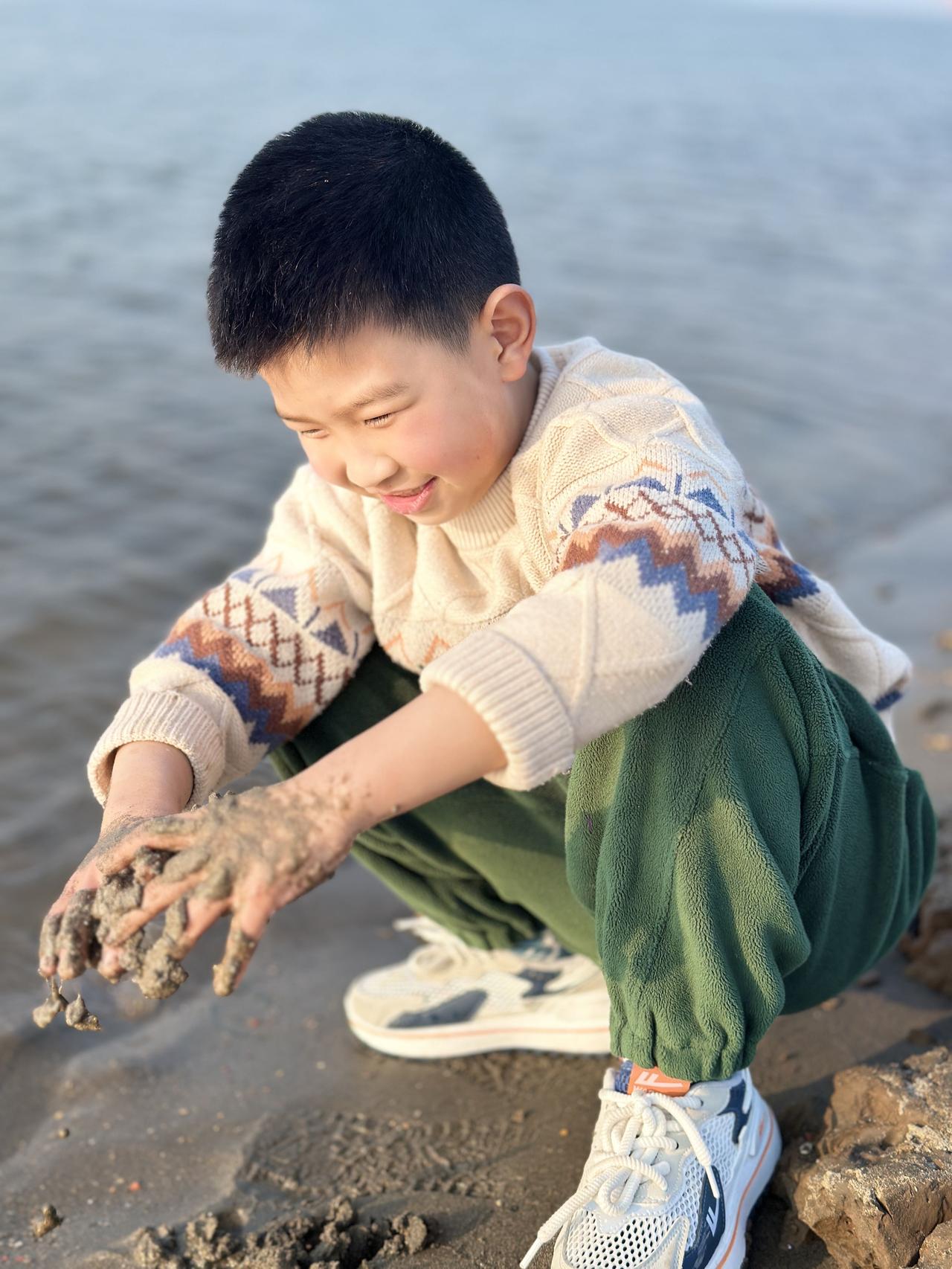 小课题藏大学问，小研究育大情怀

——读《小课题，大学问》有感

读完张基广校长