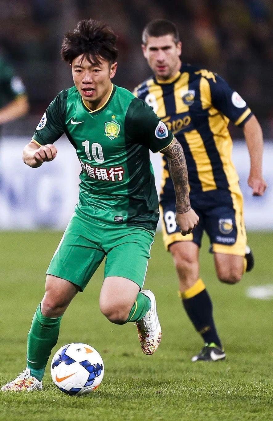 北京国安北京国安 国安队长张稀哲更新社交媒体欢迎主教练蒙哥马利：“这次并肩作战，