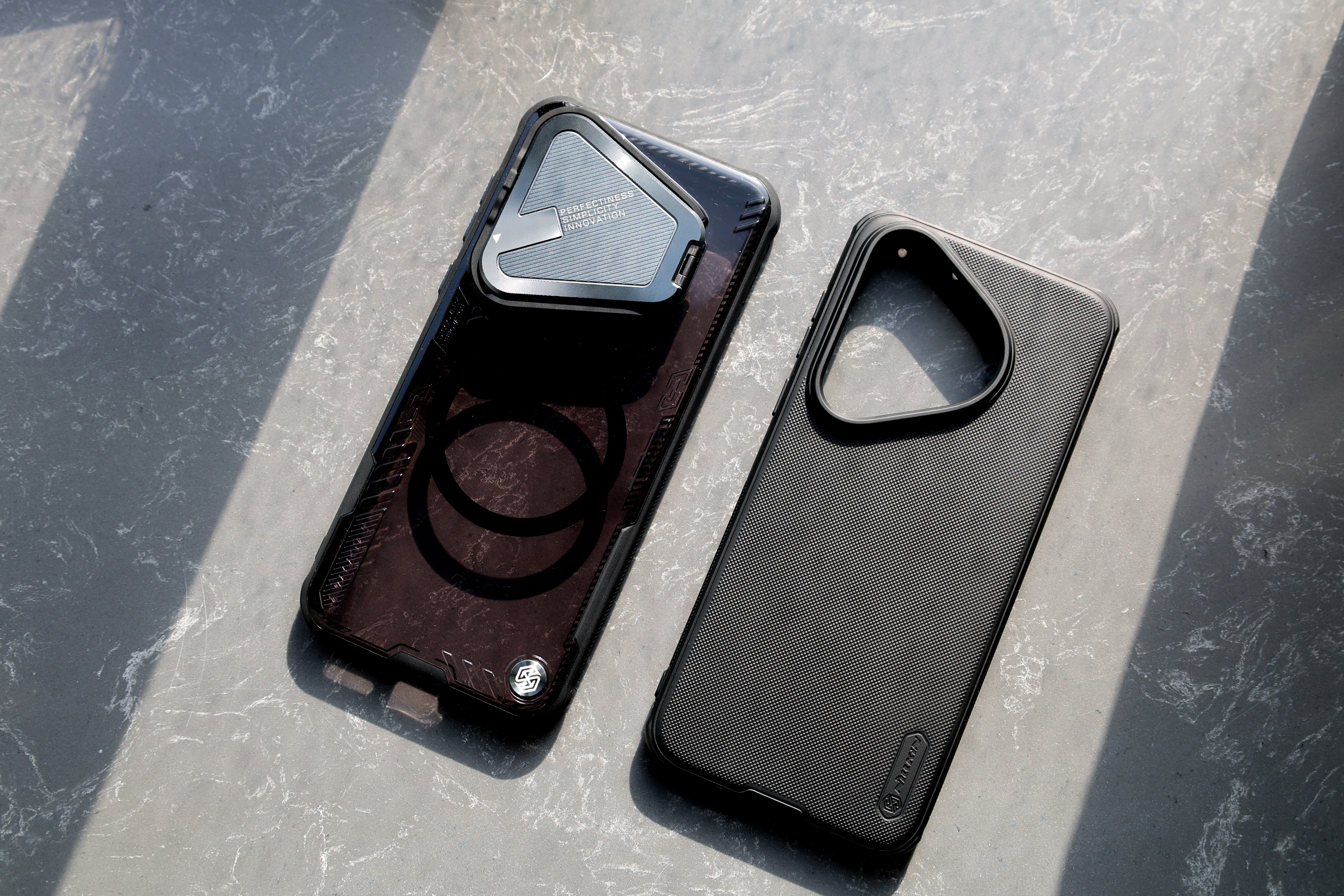 之前特别怕我的华为Pura 70 Pro+光织银背面遭到磕碰，就戴上耐尔金的冰空