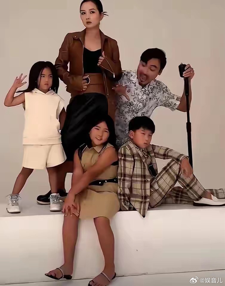 太逗啦，赫子铭！网友问他家里是不是有佣人，他回应道：“我就是家里的佣人，家务活基