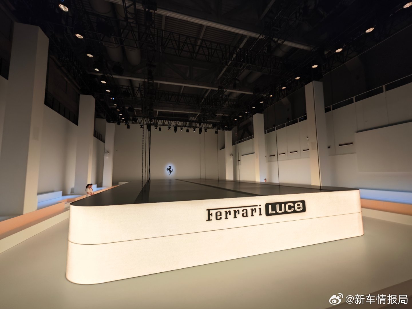 偶遇另外我头太大了一会儿看Luce 上海·上海当代艺术博物馆