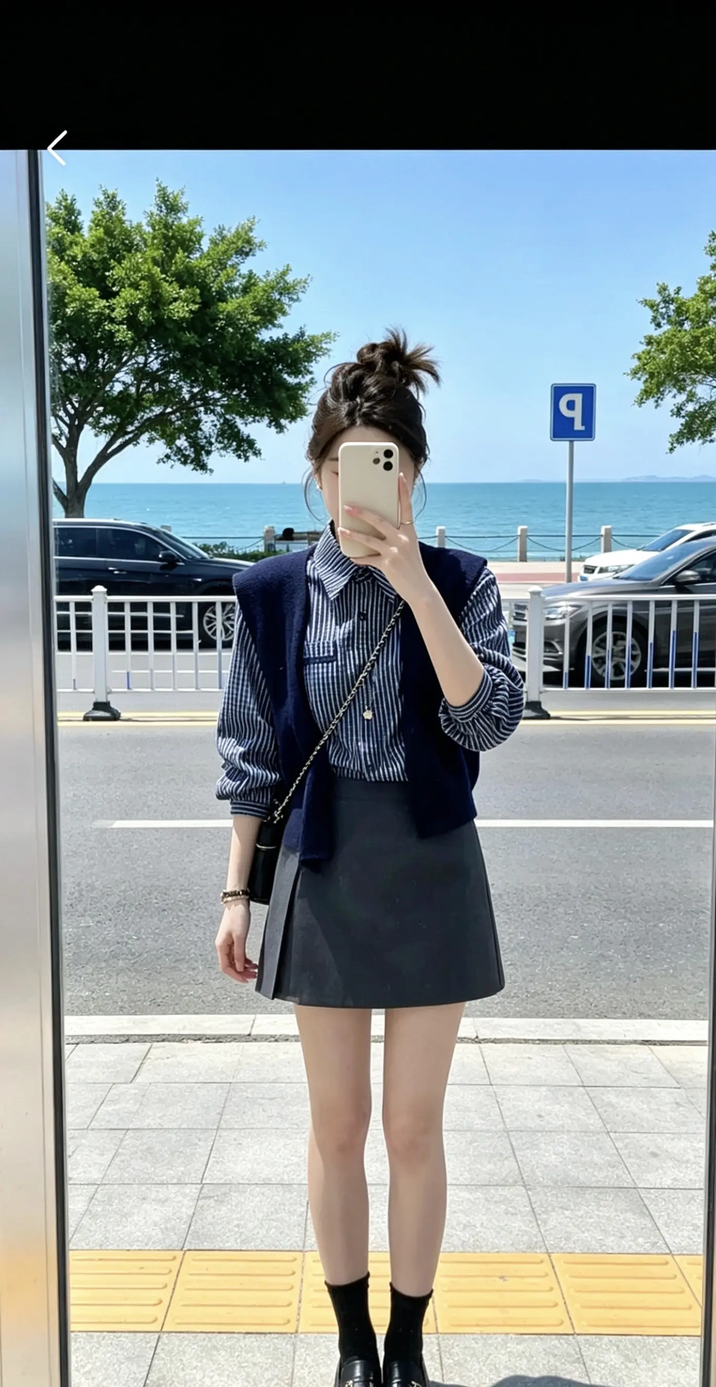 “无人兜底的人生，你必须要像树一样生长 成为自己的大树，自己活成自己的底气…”