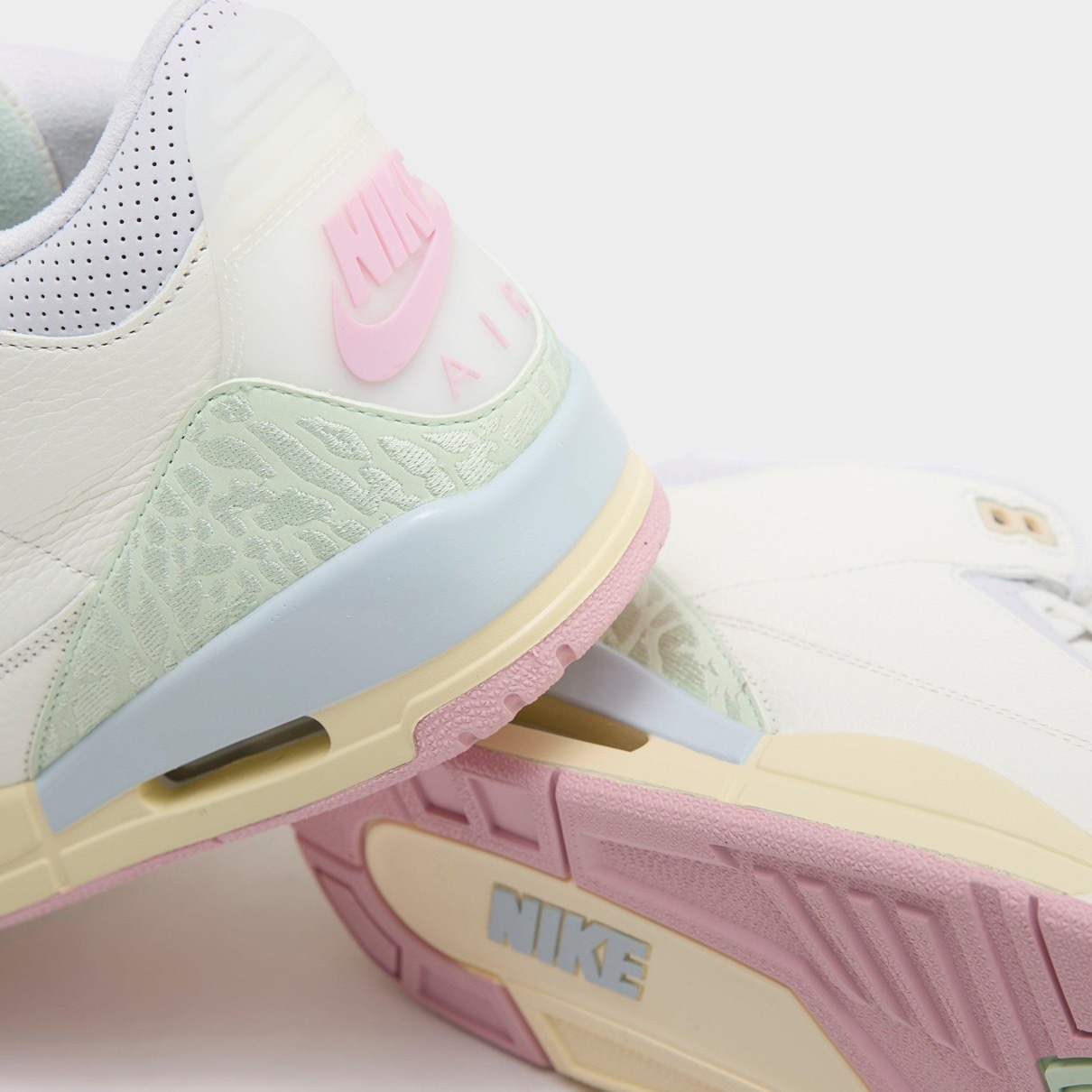 Air Jordan 3 Retro OG “Spring is in the 