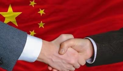 我们必须做最坏的打算，一旦俄罗斯在俄乌战争中垮掉了，我们要做好第二手打算。
 