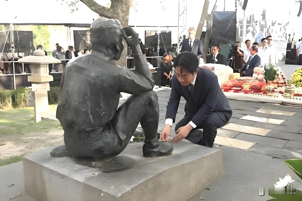 赖清德最近被骂得很惨。他窜访斯威士兰，跪拜日本殖民者，再推对美7800亿军购，等