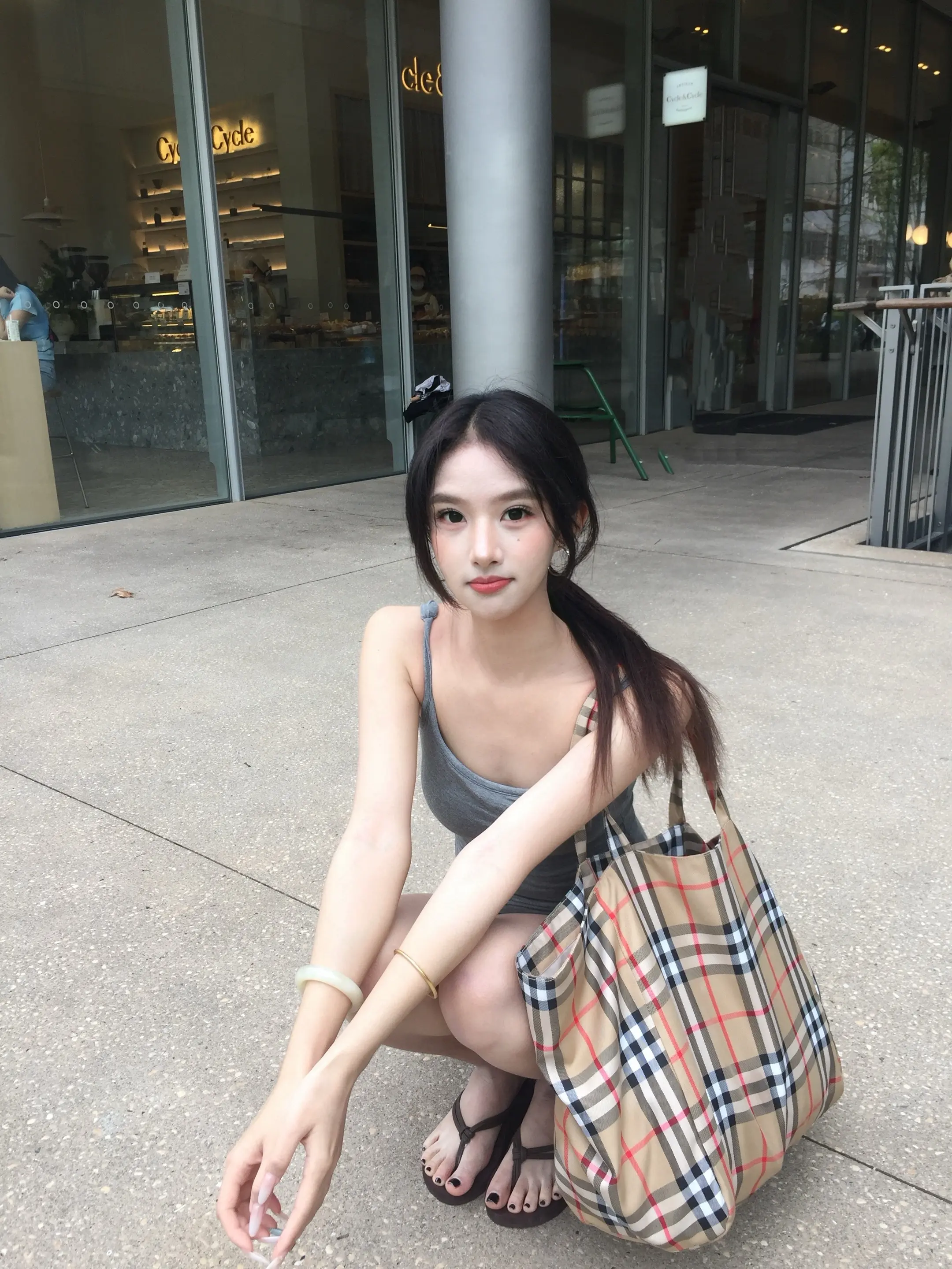 那个女孩 （你好审核员 是本人不是ai）