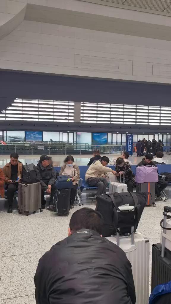 三月你好，春暖花开，一切美好都会如约而至。